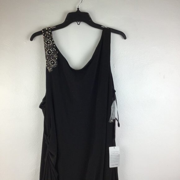 Vince Camuto Plus Size Embellished Gown Black 20W - Picture 11 of 14
